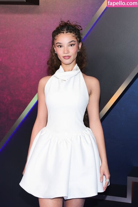 Malia Baker model xxx images