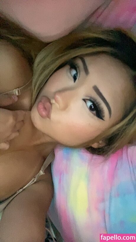 Miley Vang xxx star photos