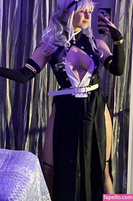 Pricila Canesso star free pictures