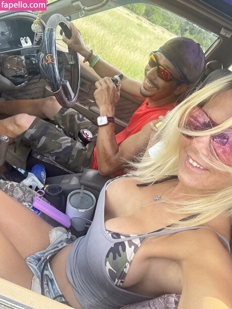 Holly Hanna sex star pics