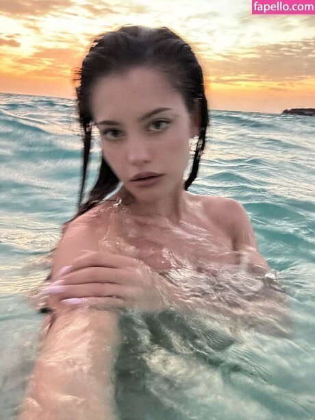 influesii753 pornstar hd photo