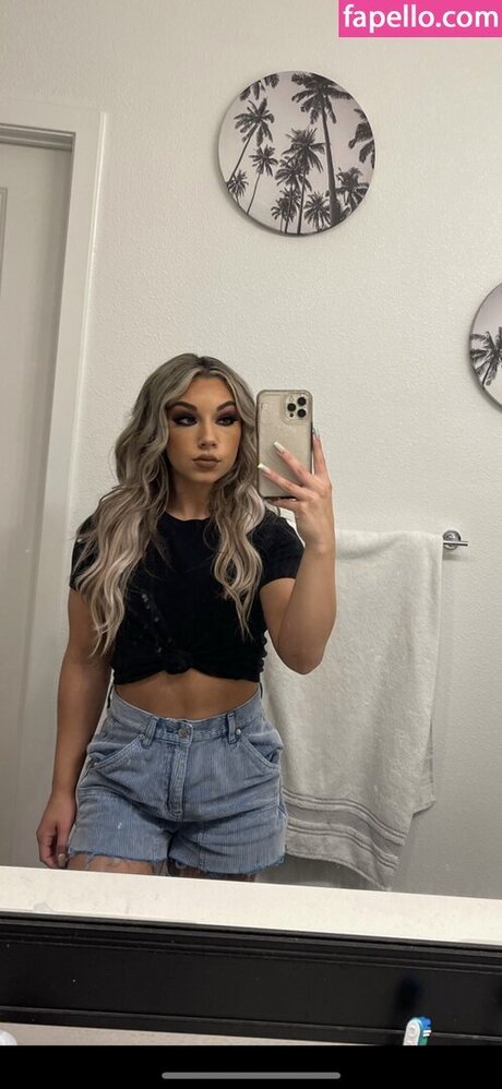 Thea Hail star sex gallery