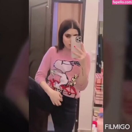 Jasneet Kaur hd actress pictures