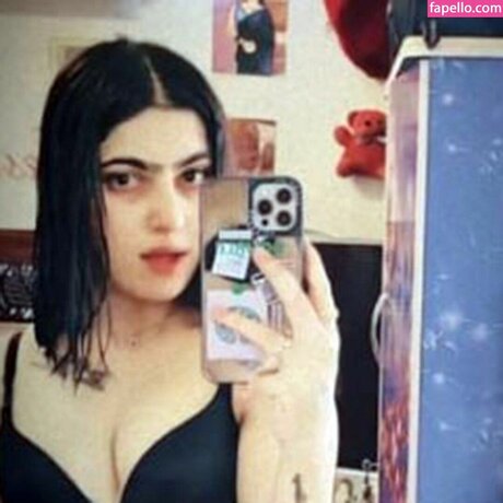 Jasneet Kaur star beautiful picture