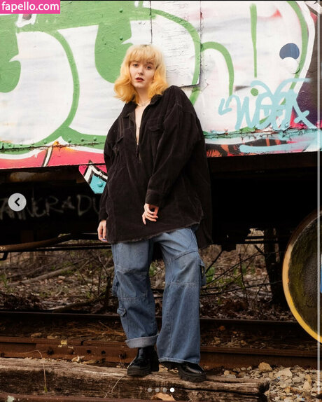 Imgiannasmith model erotic pictures