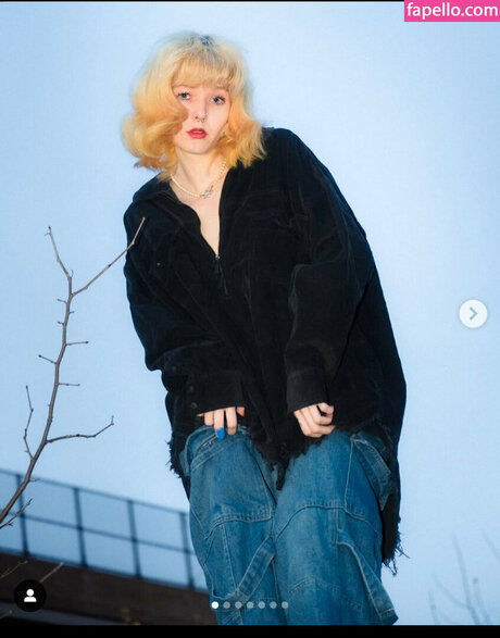 Imgiannasmith art model pictures