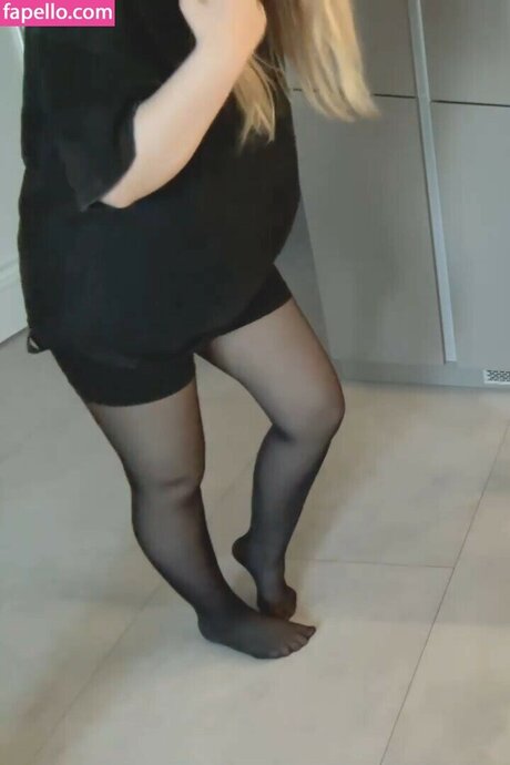 hooters onlyfans sexy nude pictures