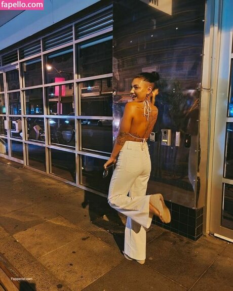 Ella Ding perfect pornstar image