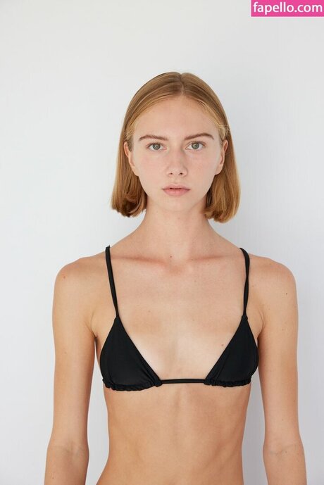 Keira Lhotan pornstar pretty picture