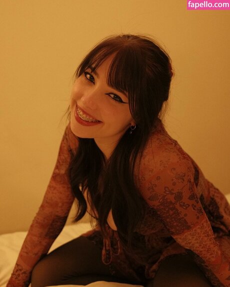 Meowcrobe pretty actress gallery