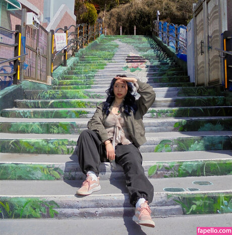 Sophia Phan erotic model photos