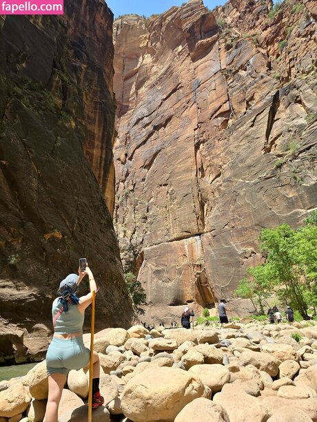 Sophia Phan free actress archive