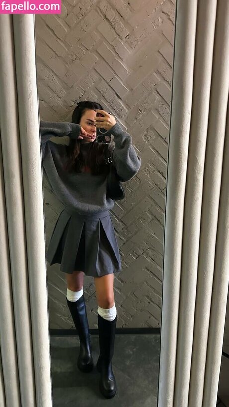 skinny babe onlyfans free sex gallery