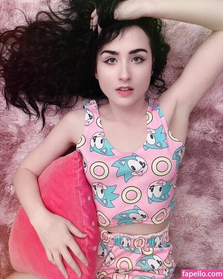 Amy Roberts erotic star photo