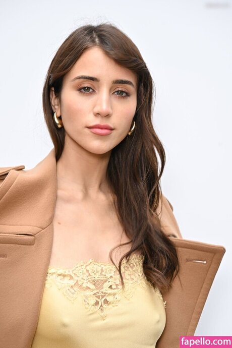 Caylee Cowan beautiful model archive