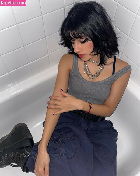 Violent Vira free actress images