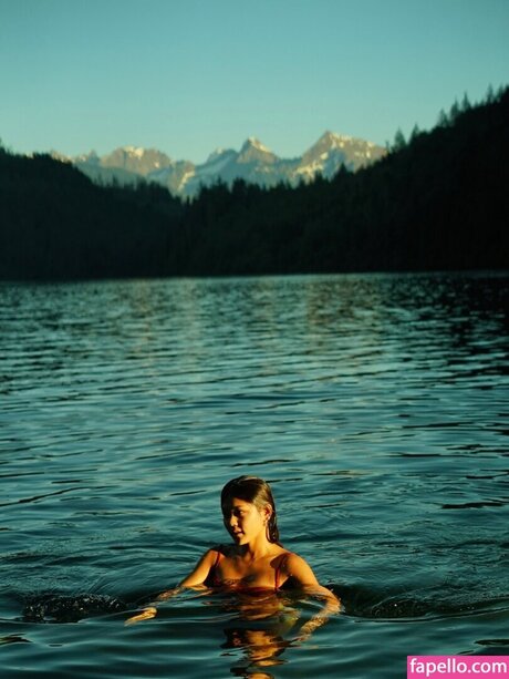 Momona Tamada star high quality pic