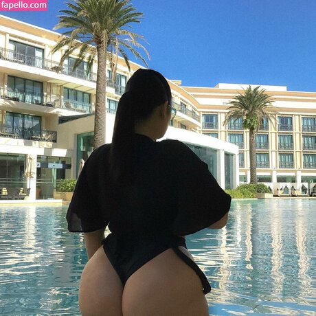 lolliecakez erotic pornstar img