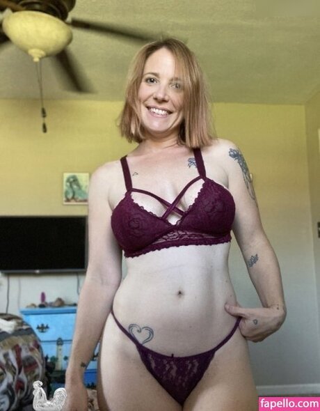 Jane Cane exclusive model img