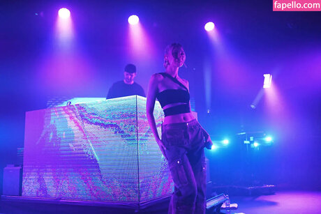 Carolin Niemczyk model beautiful pics