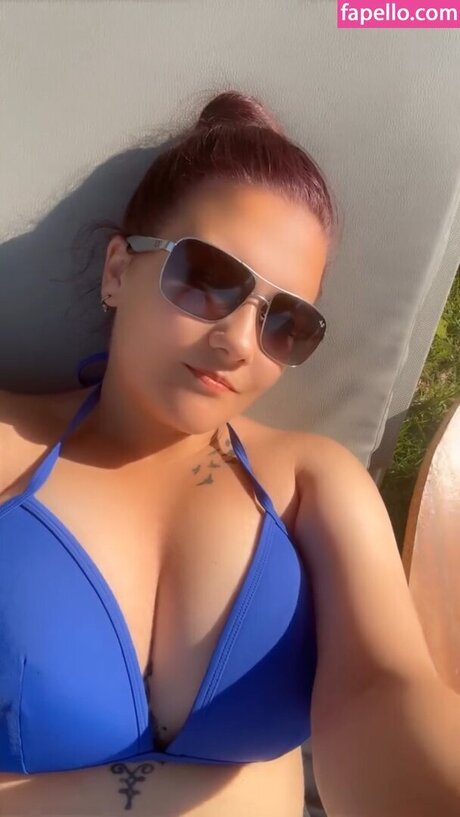 Chelzbcfcburke exclusive star photos