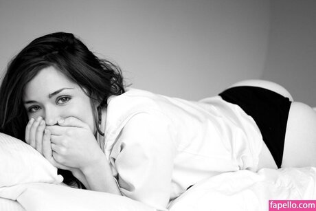 beautiful asian onlyfans hd image