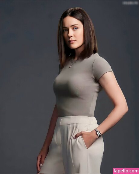 Megan Boone pornstar pretty img