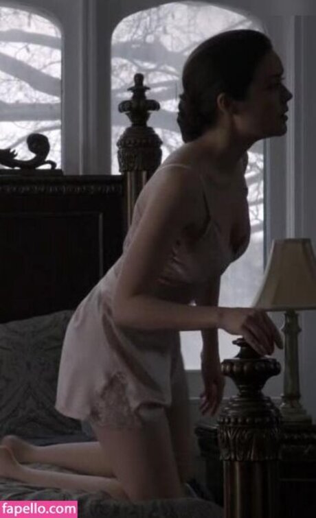 Megan Boone model exclusive photos