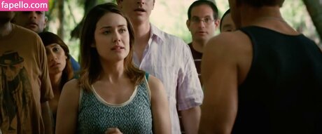 Megan Boone hd actress photo