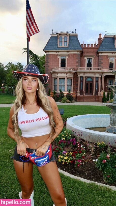 Shelby4bush nudes actress archive