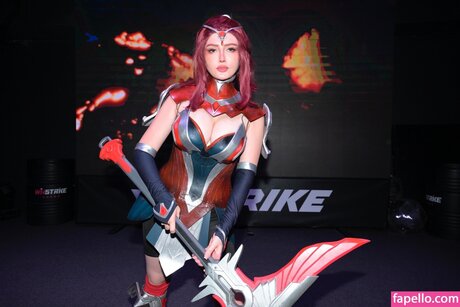 Elena Kyalviyainen free model pic