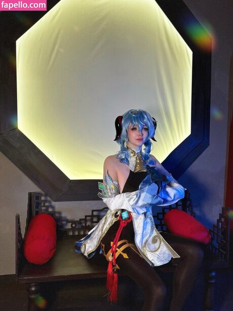 Elena Kyalviyainen model perfect img