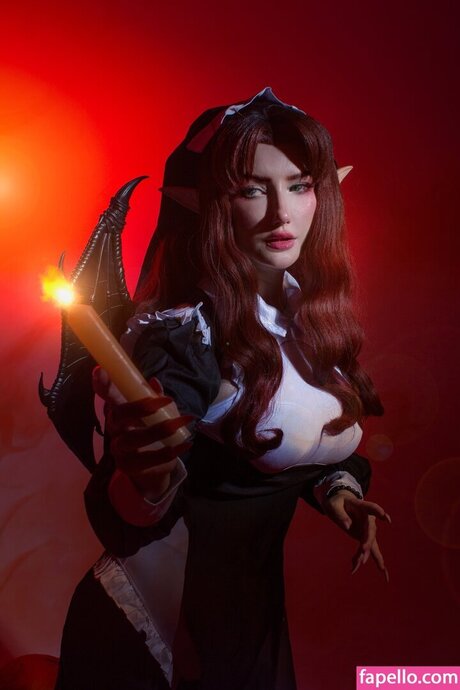 Elena Kyalviyainen star nude pictures