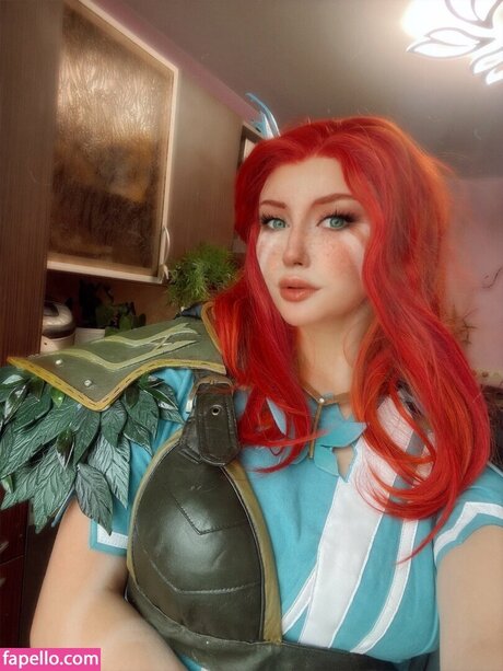 Elena Kyalviyainen model nude photos