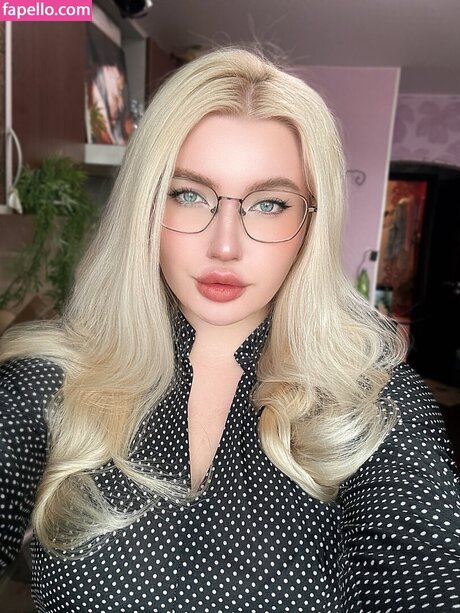 Elena Kyalviyainen pornstar adult pics