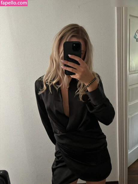 accidental creampie onlyfans nude gallery