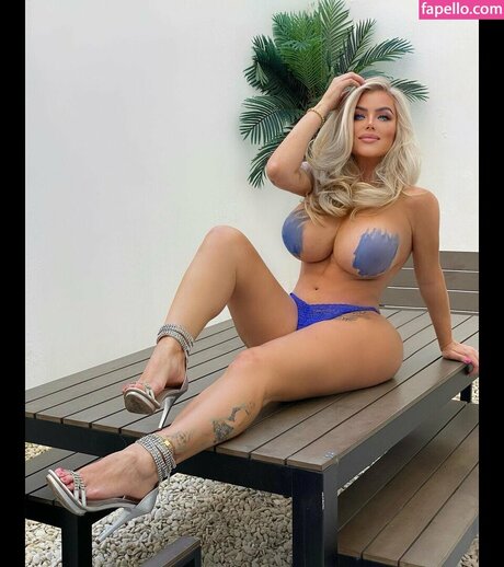 Pat Kiss adult model pics