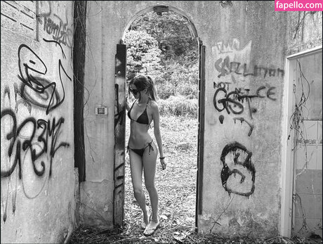 Jxsephin333 pornographic model pic