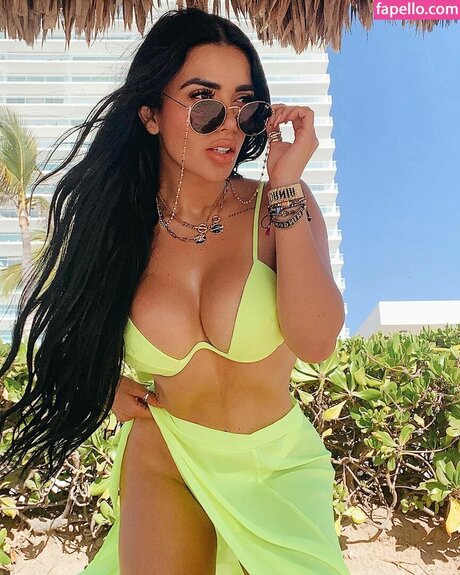 Dania M ndez star exclusive image