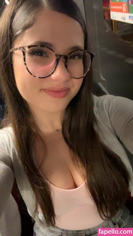 Lilousecret hot model pics