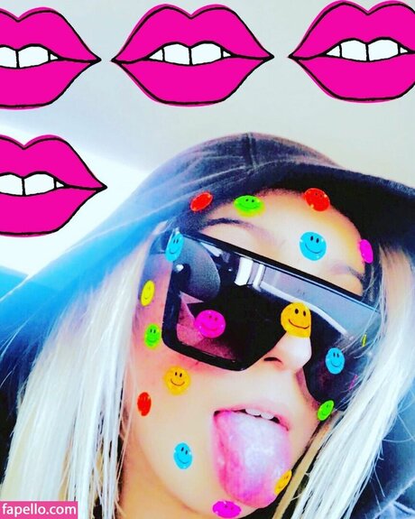 teen tits onlyfans free naked img