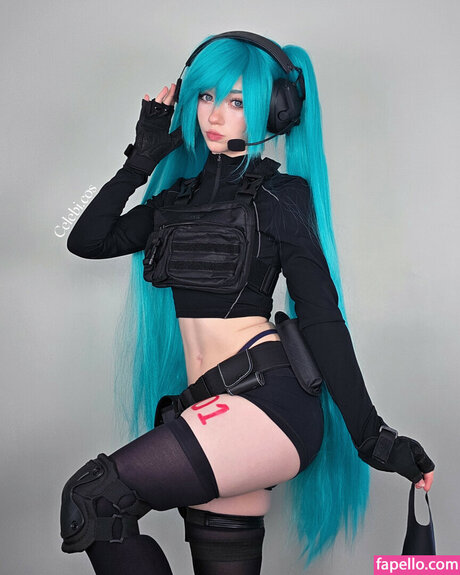 Celebi cos nudes model img