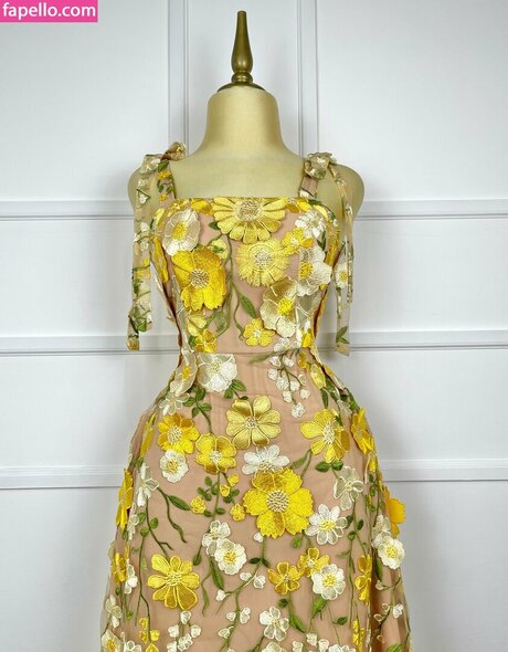 Amarilla model nude image