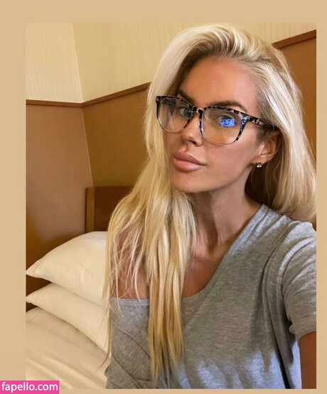 Jessa Hinton high quality actress picture