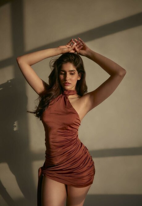 Sakshi Malik hd actress gallery