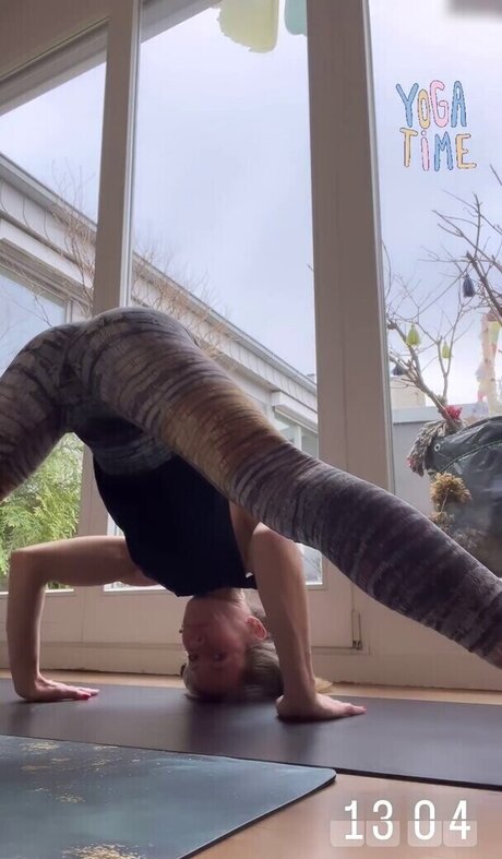 latina solo onlyfans xxx archive