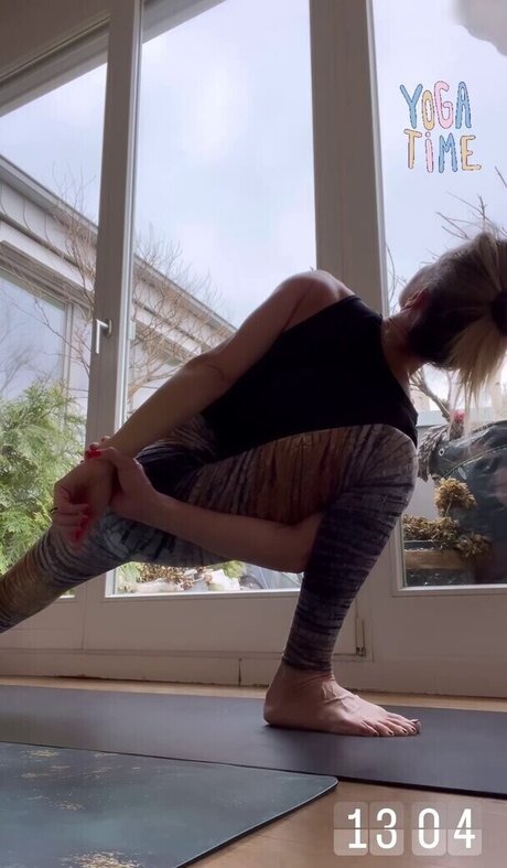 black threesome onlyfans exclusive photo