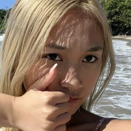 Daisee Hue perfect actress gallery