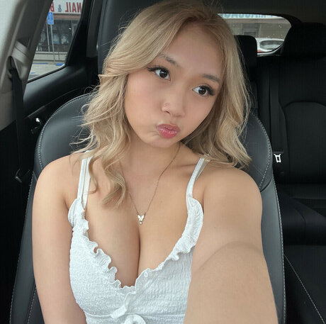 Daisee Hue pornstar nude pics