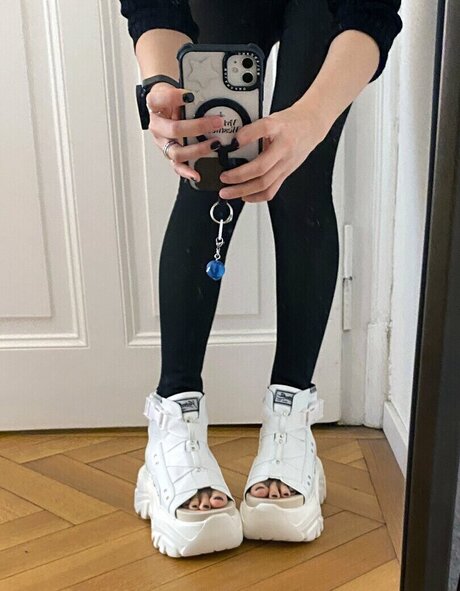 Yeougui pornstar nudes pictures